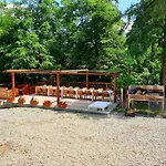 Agroturismo Shazin Stud Alseno